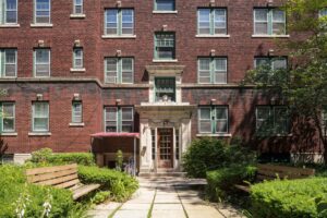Apartments for rent in Buffalo, New York. The Windsor Apartments.