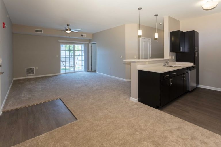 muir_lake_033 Glendale Realty Services Group LLC