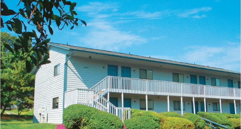 Pepper Tree Apartments